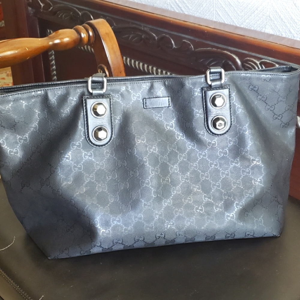 VGUC Authentic GUCCI bag - Picture 7 of 13